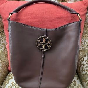 Tory Burch Miller metal logo slouchy hobo